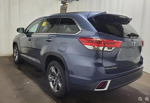 Shoreline Mist 2018 Toyota Highlander Hybrid Platinum