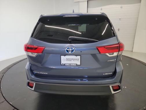 Shoreline Mist 2018 Toyota Highlander Hybrid Platinum