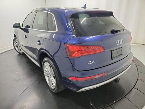 2018 Audi Q5 2.0T Premium Plus