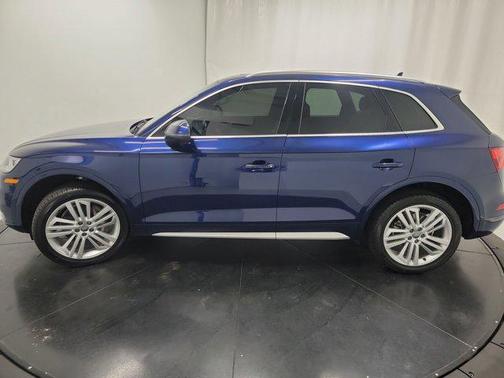 2018 Audi Q5 2.0T Premium Plus