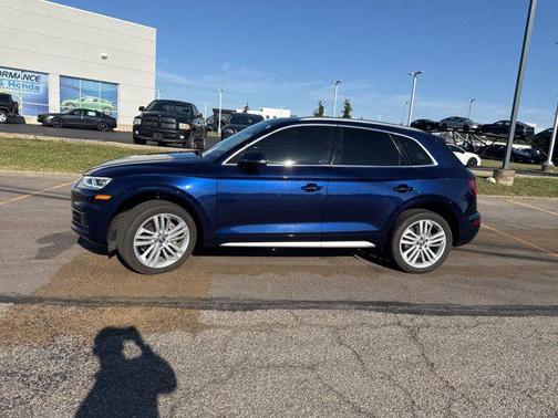 2018 Audi Q5 2.0T Premium Plus