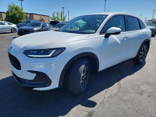 Platinum White Pearl 2027 Honda HR-V EX-L