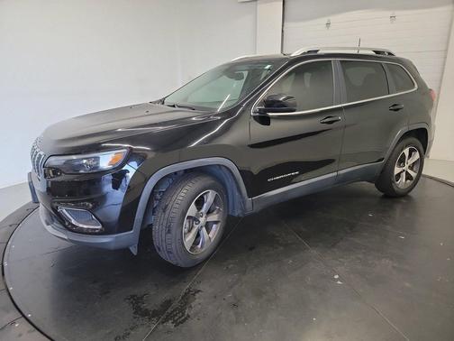 Diamond Black Crystal Pearlcoat 2020 Jeep Cherokee Limited
