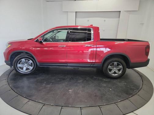 Radiant Red Metallic II 2022 Honda Ridgeline RTL-E