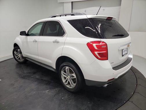 Iridescent Pearl Tricoat 2016 Chevrolet Equinox LTZ