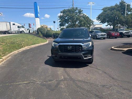 Crystal Black Pearl 2023 Honda Passport AWD EX-L