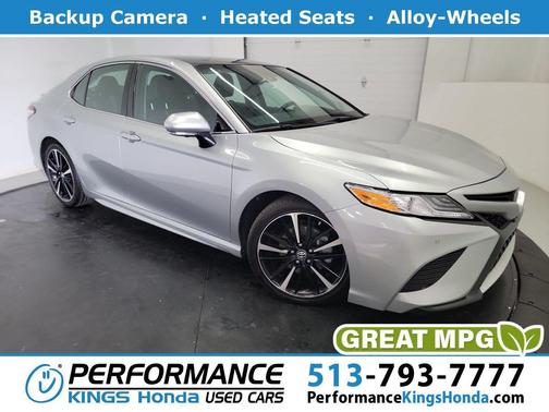 Celestial Silver Metallic 2018 Toyota Camry XSE