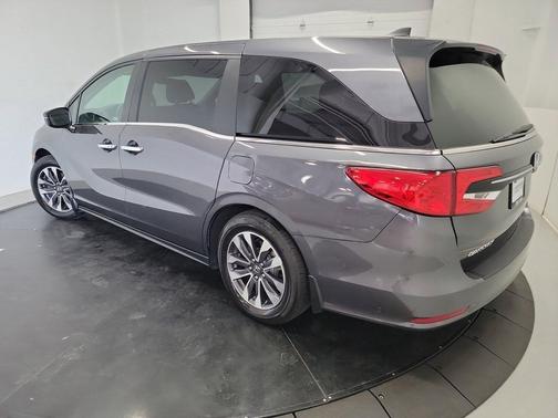 Gray 2023 Honda Odyssey EX-L