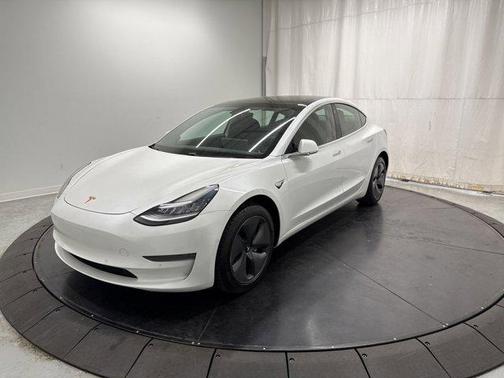 2020 Tesla Model 3 Standard Range Plus
