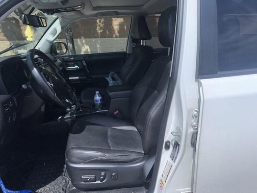 Super White 2016 Toyota 4Runner Limited
