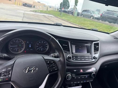 Ash Black 2016 Hyundai TUCSON Sport