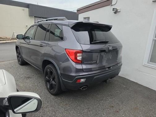 Modern Steel Metallic 2019 Honda Passport Elite