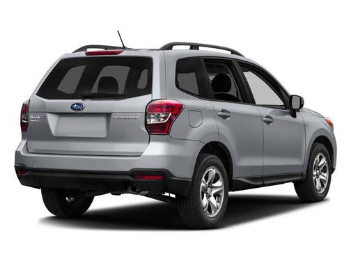 Crystal White Pearl 2016 Subaru Forester 2.5i Premium