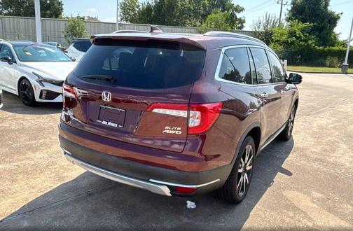 Deep Scarlet Pearl 2021 Honda Pilot AWD Elite