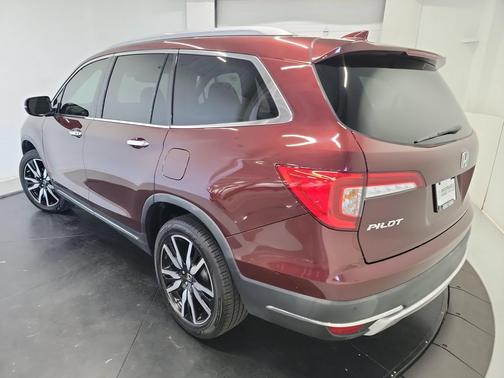 Deep Scarlet Pearl 2021 Honda Pilot AWD Elite