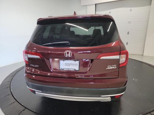 Deep Scarlet Pearl 2021 Honda Pilot AWD Elite
