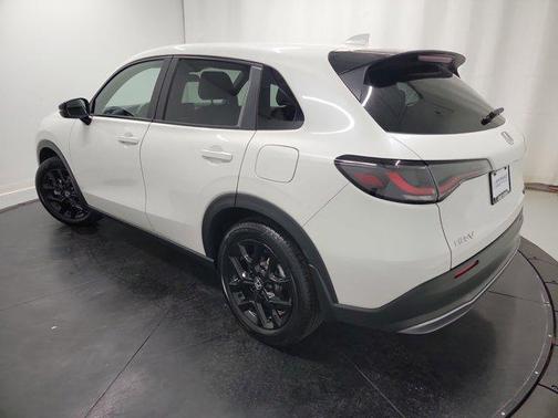 2025 Honda HR-V 2WD Sport