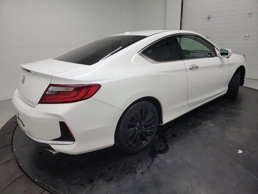 2017 Honda Accord EX