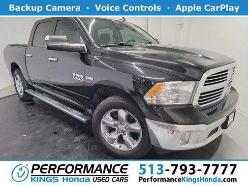 Brilliant Black Crystal Pearlcoat 2018 RAM 1500 Big Horn