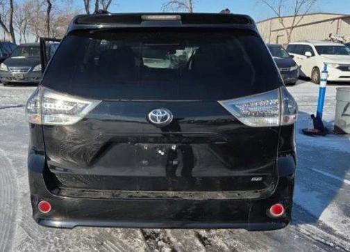 2015 Toyota Sienna SE