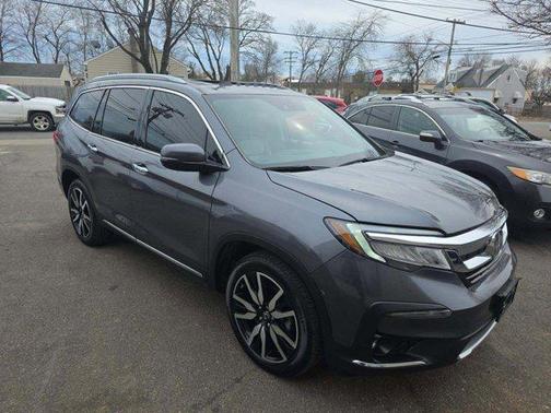 Gray 2022 Honda Pilot Touring 8-Passenger