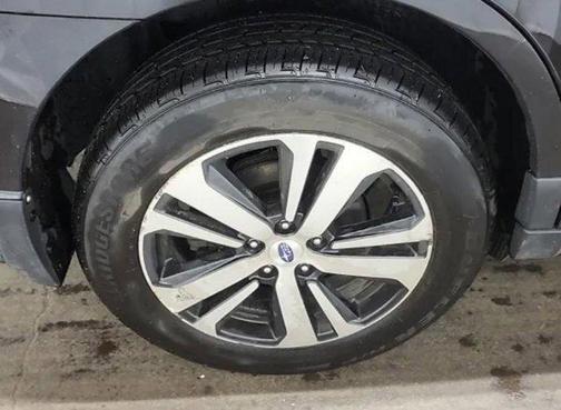Crystal Black Silica 2019 Subaru Outback 3.6R Limited