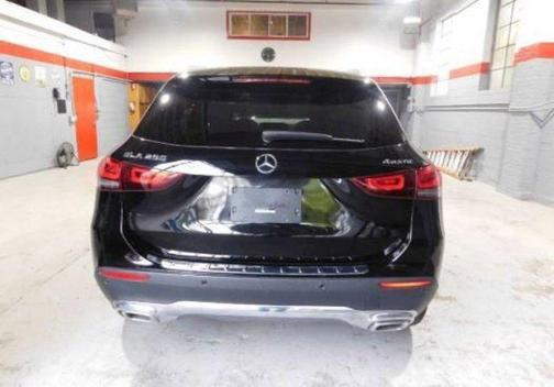 2021 Mercedes-Benz GLA 250 Base 4MATIC