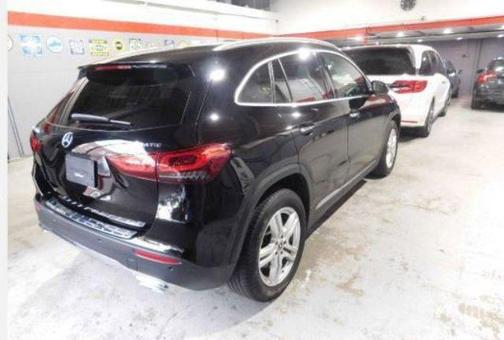 2021 Mercedes-Benz GLA 250 Base 4MATIC