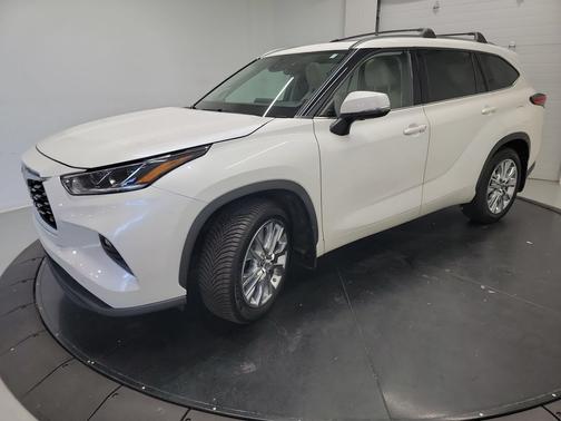 Blizzard Pearl 2020 Toyota Highlander Limited