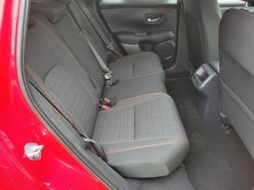 2025 Honda HR-V 2WD Sport