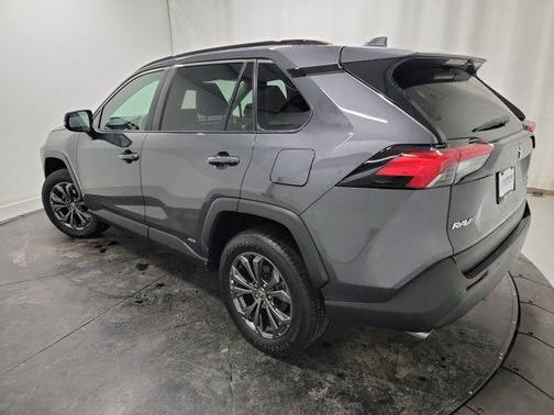 2023 Toyota RAV4 Hybrid XLE Premium