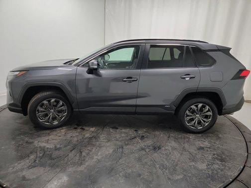 2023 Toyota RAV4 Hybrid XLE Premium