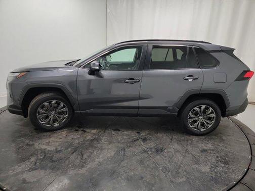 2023 Toyota RAV4 Hybrid XLE Premium