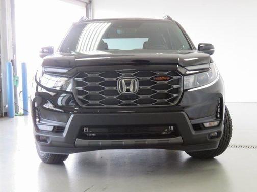 Crystal Black Pearl 2023 Honda Passport AWD TrailSport