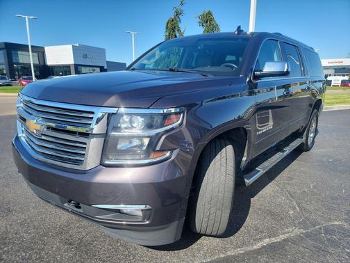Tungsten Metallic 2018 Chevrolet Suburban Premier