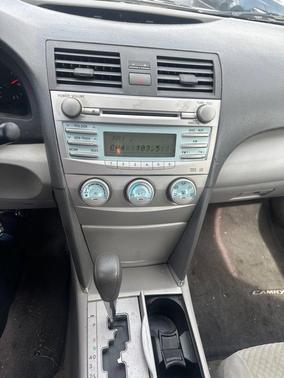 Black 2009 Toyota Camry LE