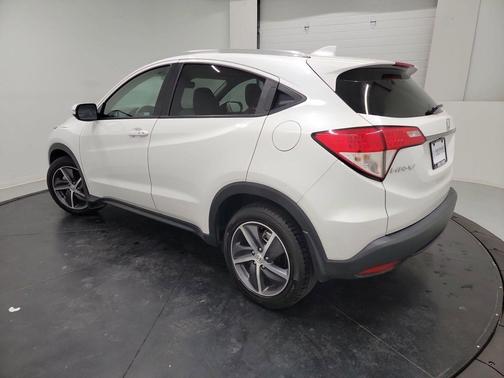 Platinum White Pearl 2022 Honda HR-V EX