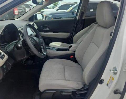 Platinum White Pearl 2022 Honda HR-V EX