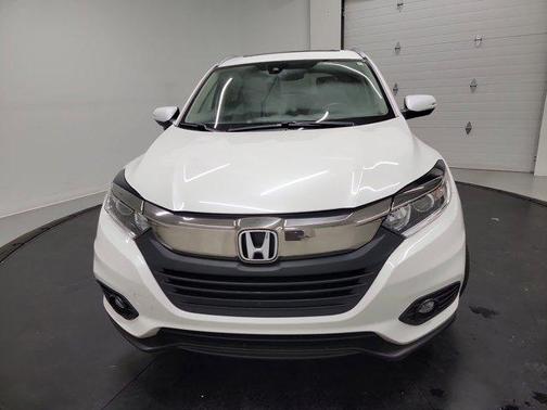 Platinum White Pearl 2022 Honda HR-V EX