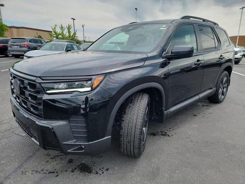 Crystal Black Pearl 2026 Honda Pilot Sport