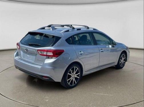 Ice Silver Metallic 2019 Subaru Impreza 2.0i Limited