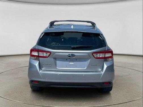Ice Silver Metallic 2019 Subaru Impreza 2.0i Limited