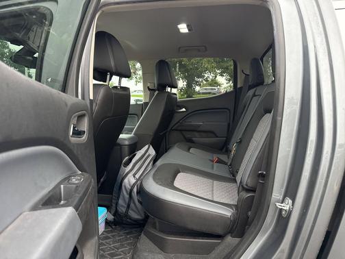 Satin Steel Metallic 2022 Chevrolet Colorado Z71
