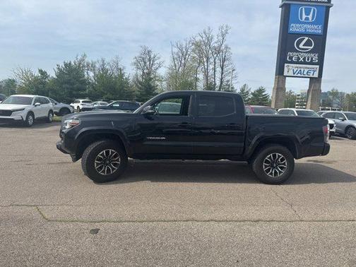 Midnight Black Metallic 2021 Toyota Tacoma TRD Sport