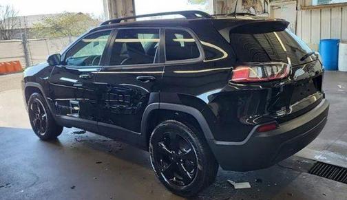 Diamond Black Crystal Pearlcoat 2021 Jeep Cherokee Altitude