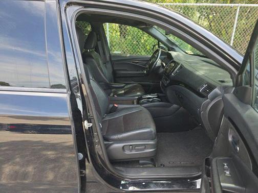 2020 Honda Pilot AWD Black Edition