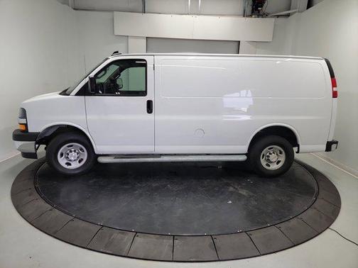 Summit White 2024 Chevrolet Express 2500 Work Van