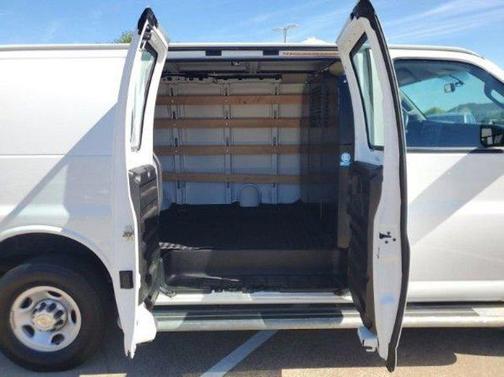 2024 Chevrolet Express 2500 RWD 2500 Regular Wheelbase WT