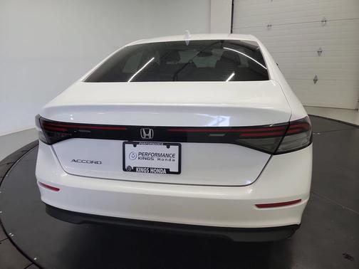 Platinum White Pearl 2023 Honda Accord EX