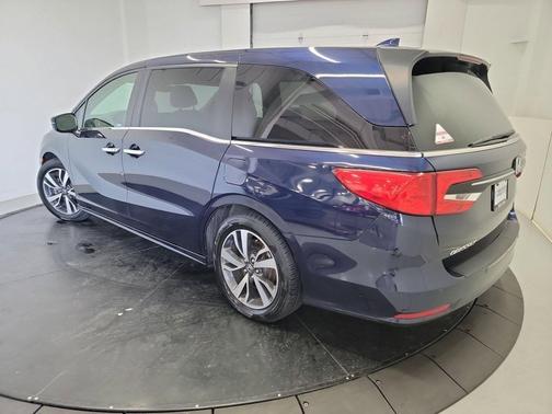 Obsidian Blue Pearl 2023 Honda Odyssey Touring